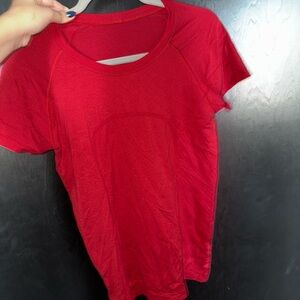 Women's Red Lulu Lemon Short Sleeve Top